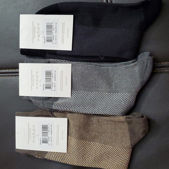 Three pairs of men's dress socks - Picture 4 of 6